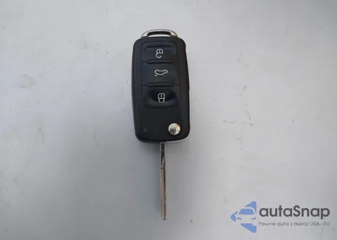 2013 Volkswagen Jetta 2.0L S z USA, uszkodzony, nr VIN 3VW2K7AJ0DM254665